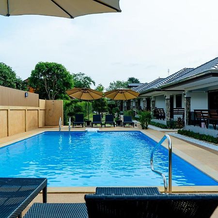 Thai Smile Resort Rayong Luaran gambar
