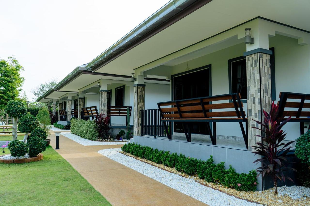 Thai Smile Resort Rayong Luaran gambar