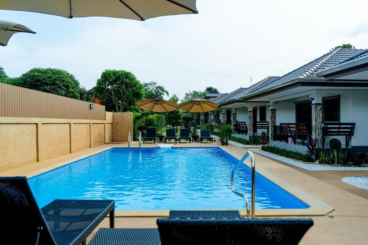 Thai Smile Resort Rayong Luaran gambar